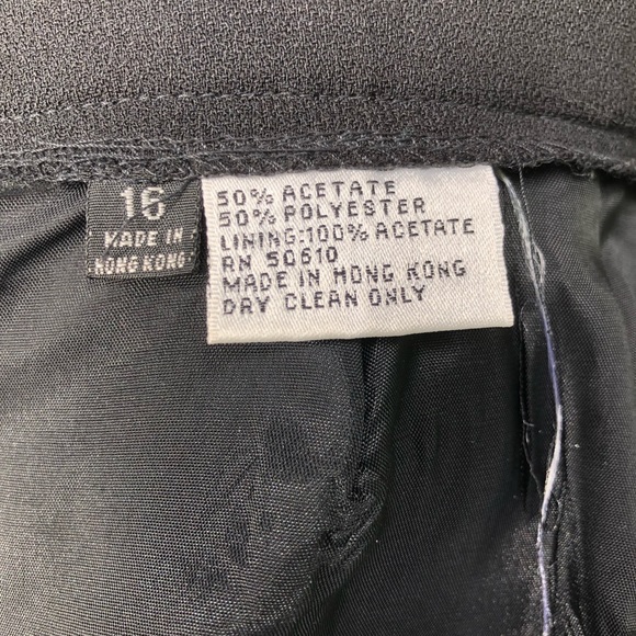 Albert Nipon Suit Size 16 - Picture 14 of 16